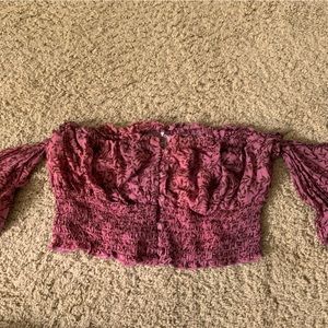 Off the shoulder comfy top with bottons